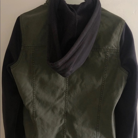 American Eagle Zip Up Jacket - Picture 3 of 3